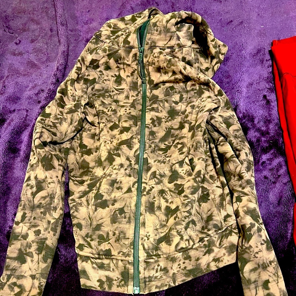Lululemon Full Zip Scuba Hoodie Purple Diamond Dye Size 10